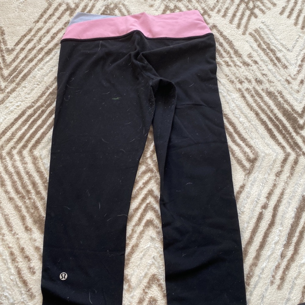 Pink and grey striped pants size 6 Lululemon